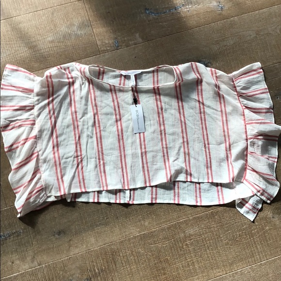 NEW BCBGeneration Ruffle Sleeve Striped Top - Picture 6 of 8